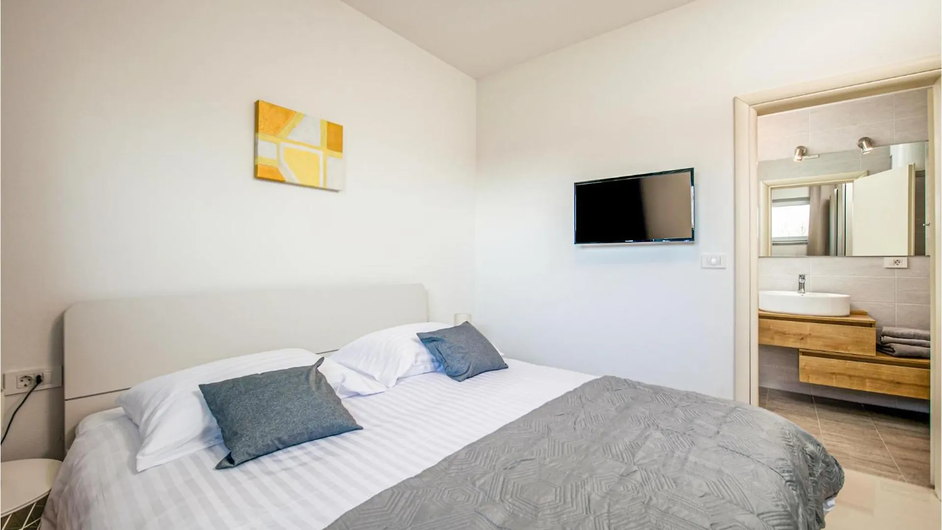 Awesome Home In Medulin Holiday home