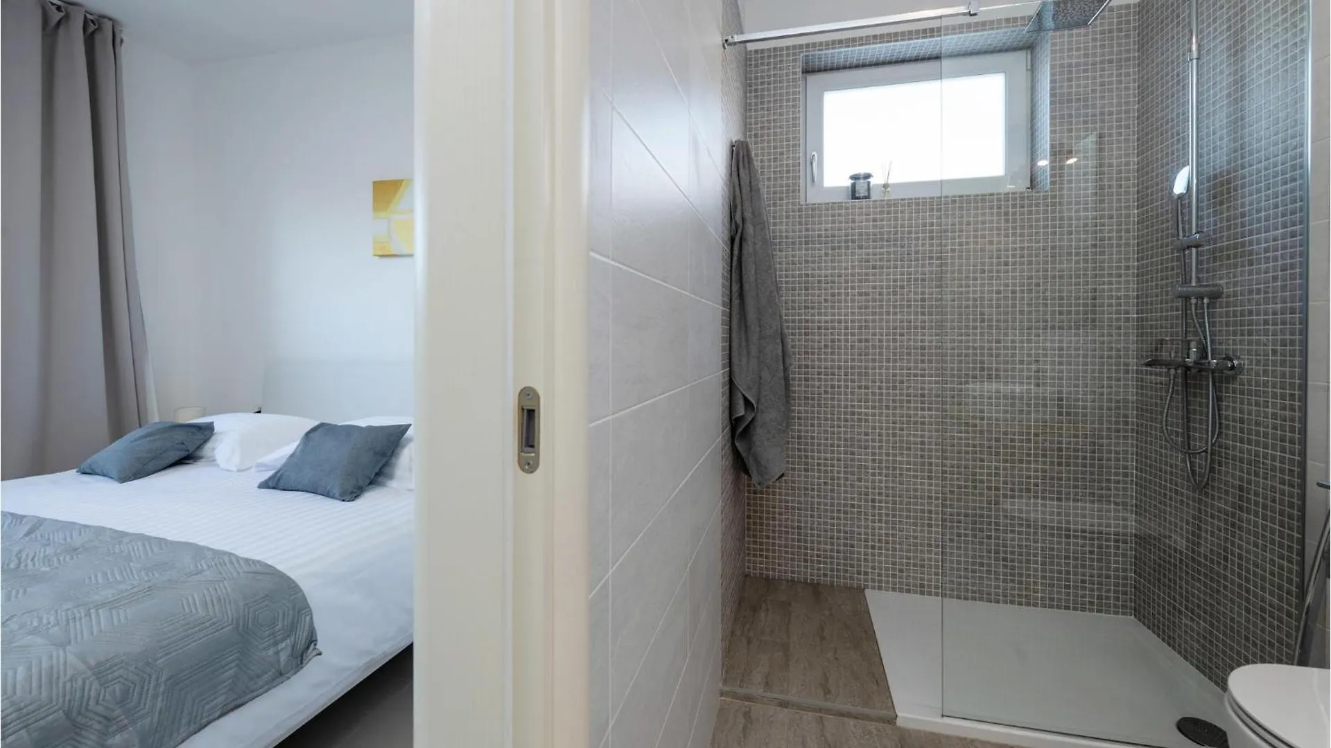Casa vacanze Awesome Home In Medolino